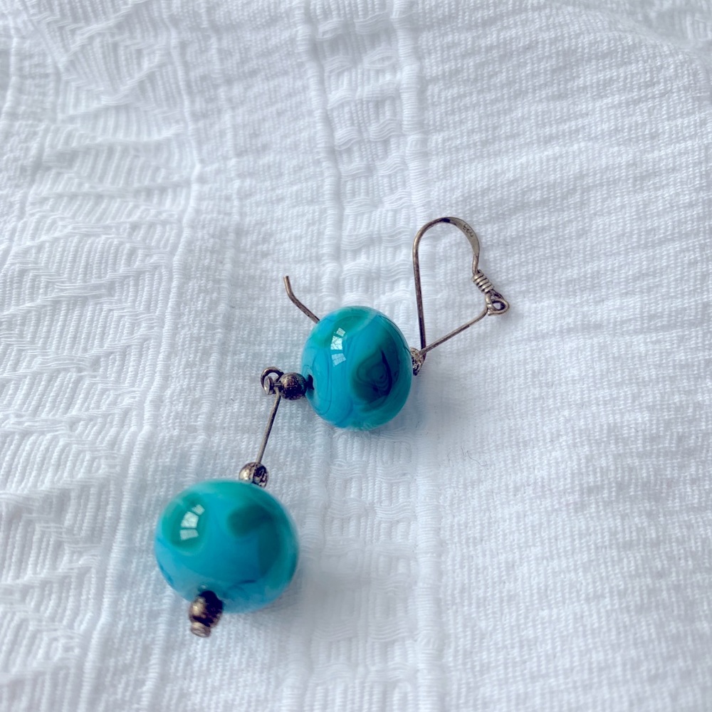 NWOT Glass and silver drop earrings